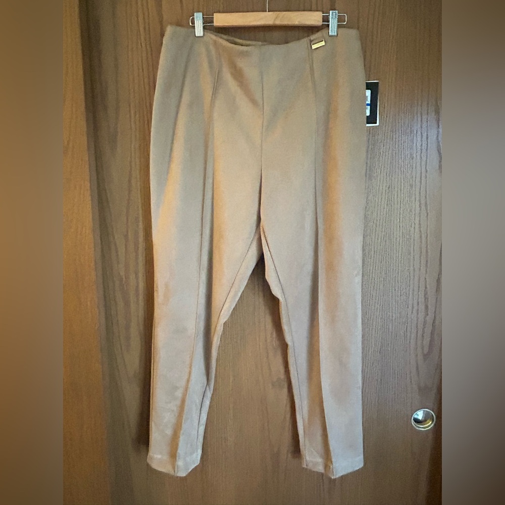 (NWT) Halston Lightweight Microsuede Pants In Beach Sand Tan Color (Size XL